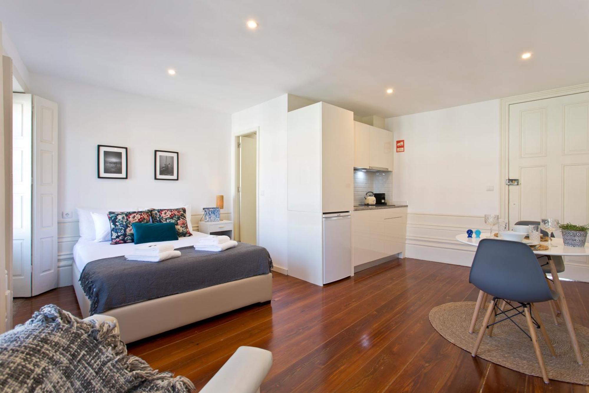 פורטו Fine Art Apartments City Center חדר תמונה